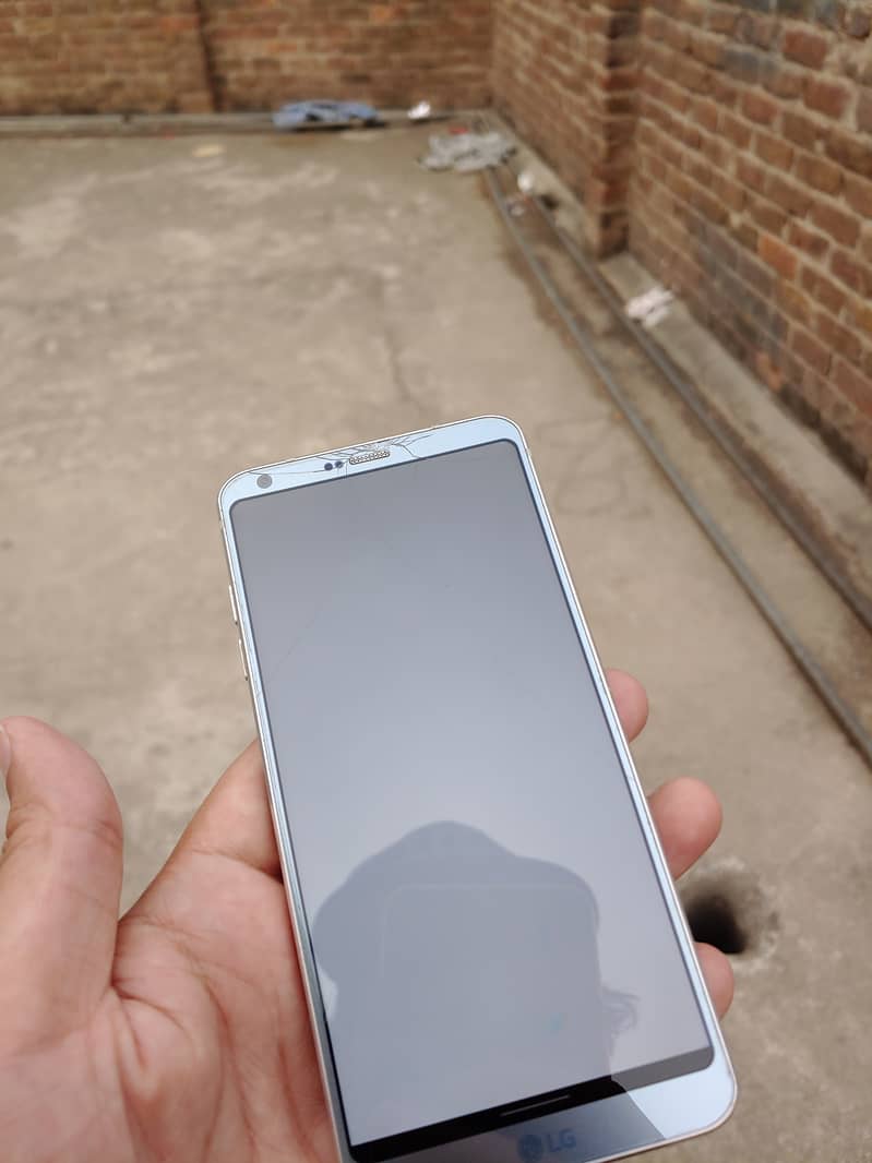 LG g6 PTA 0302-2222941 1