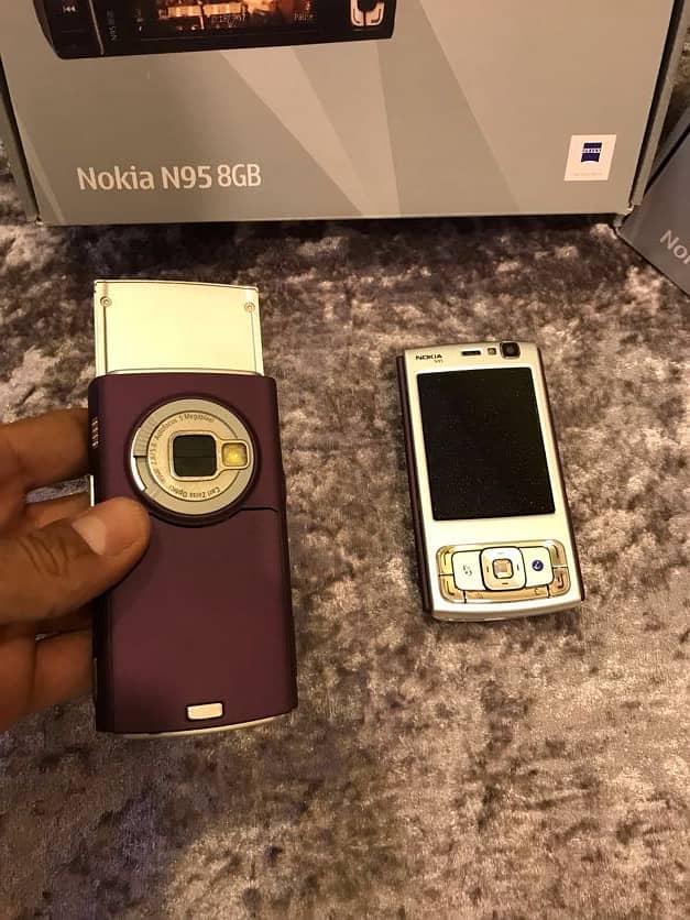 NOKIA N95 SLIDE PHONE PINPACK 5
