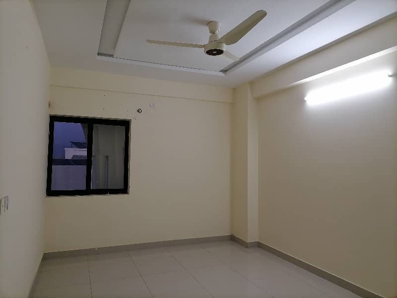700 Square Feet Flat For rent In G-11/4 Islamabad 0