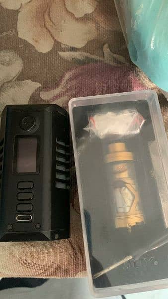 vape with automizzer with free half bottle flaver 3