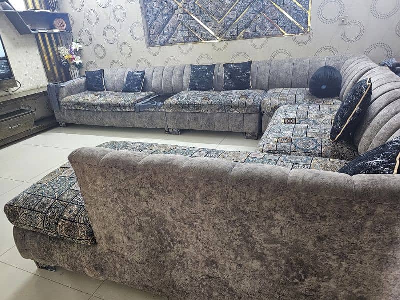L-shaped sofa! 0