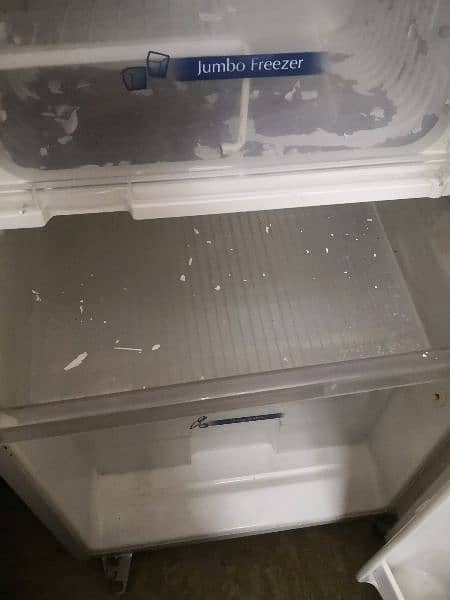 Toshiba room fridge 5