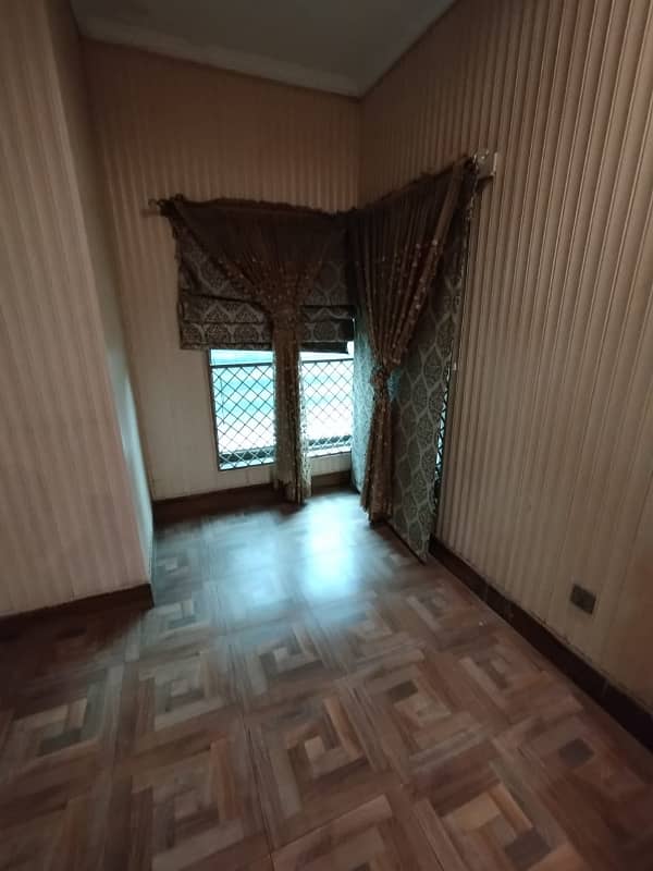 24 Marla House For Offices Use 80 Feet Road Many Cars Parking For Available Rent In Johar Town Phase 1 6