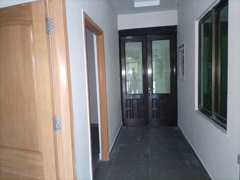 1 Kanal House 3rd Floor For Available Rent In Johar Town Phase 1 For Offices Corner or Facing Park Many CarsParking 1