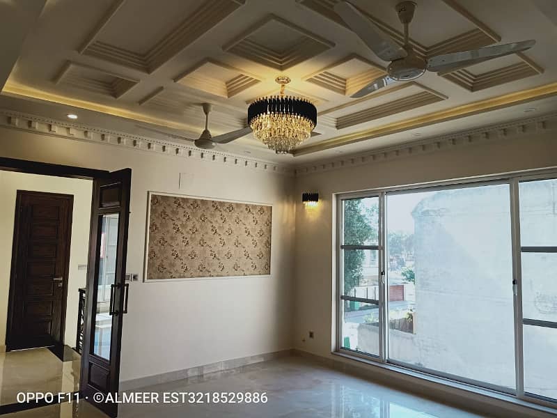 10 Marla Like Brand New House With Gas Available For Rent In Bahria Town Lahore. 2