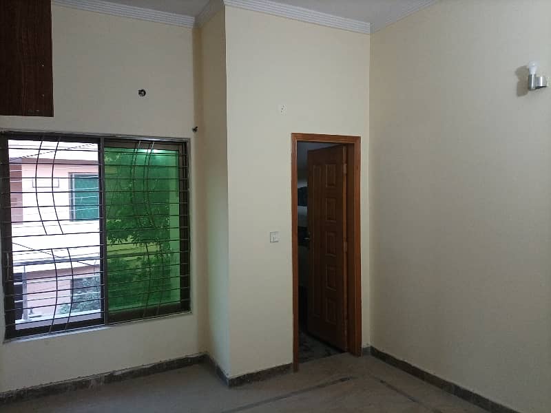 Johar Town 5 MARLA House For Rent Office + family use 15