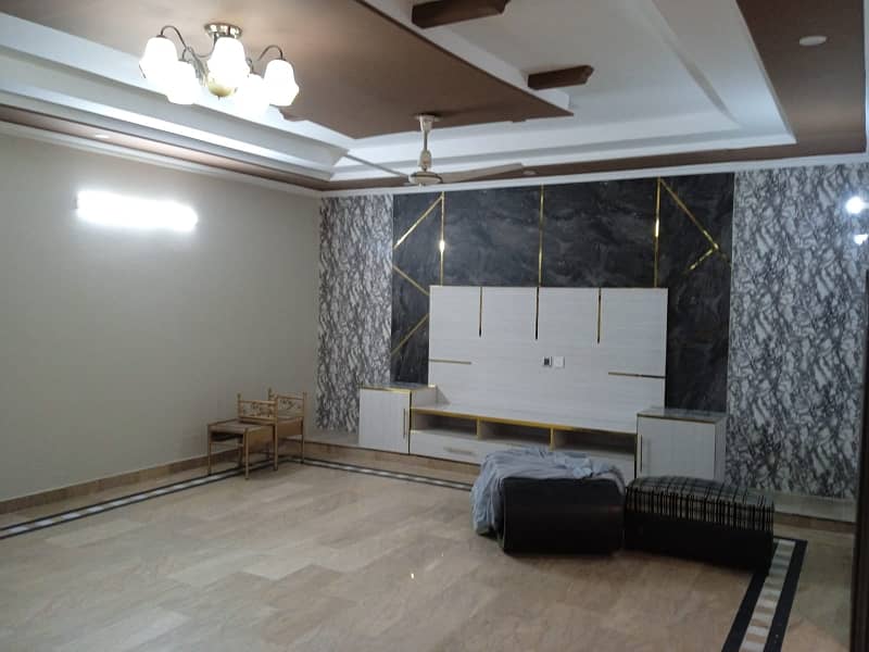 1 Kanal House For RENT Office + Family Use 3