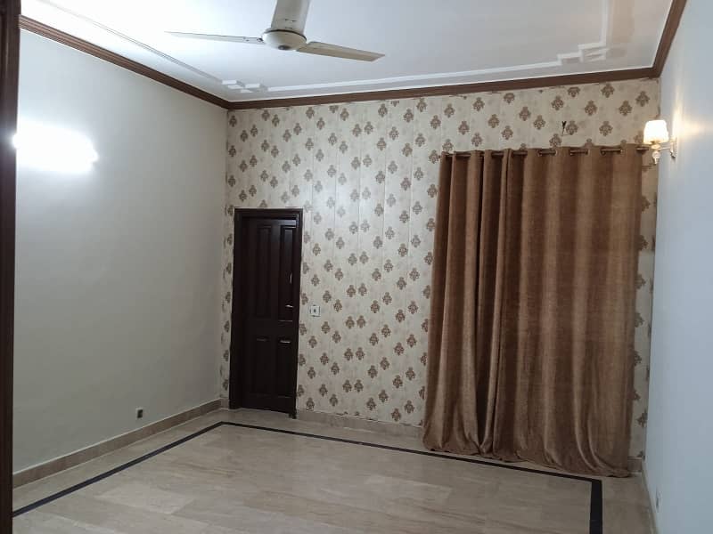 1 Kanal House For RENT Office + Family Use 13