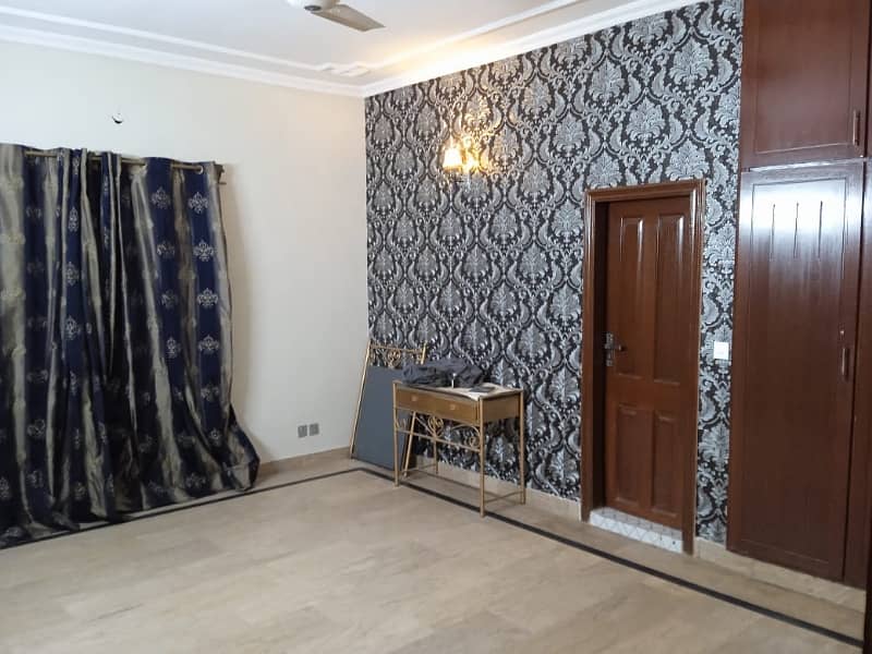 1 Kanal House For RENT Office + Family Use 23