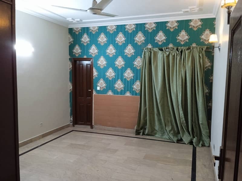 1 Kanal House For RENT Office + Family Use 27