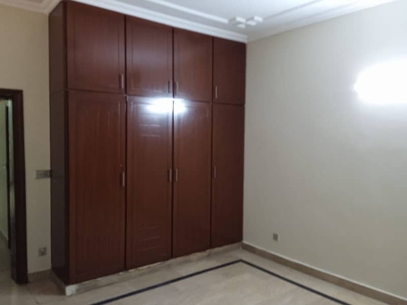1 Kanal House For RENT Office + Family Use 28