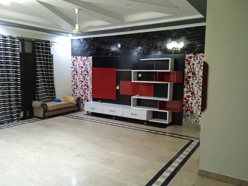 1 Kanal House For RENT Office + Family Use 29