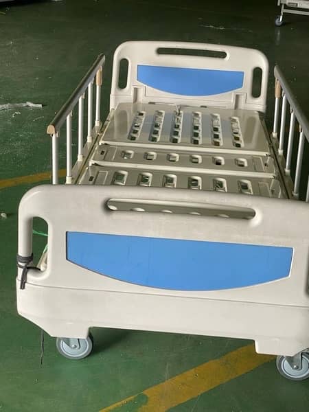 Electric Bed/Hospital Bed/Medical Bed/ICU Bed/Syringe , Infusion pump 2