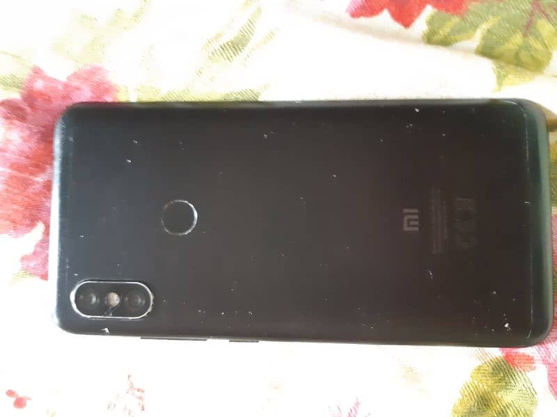 Xiaomi Redmi Note 6 Pro Mobile 1