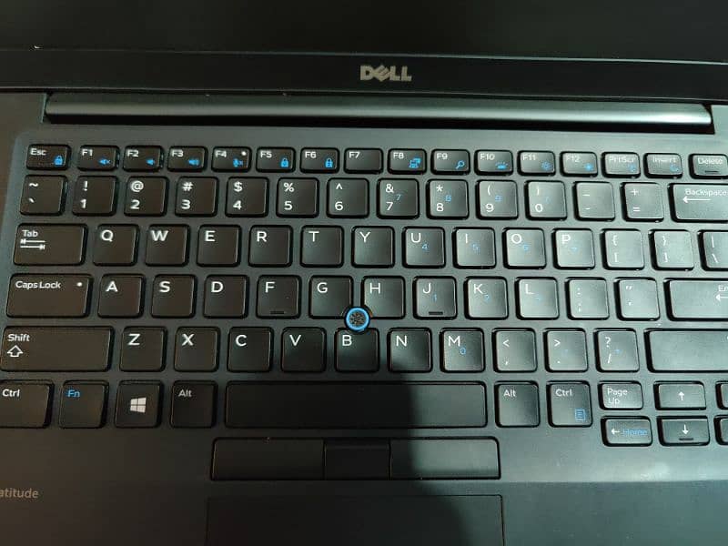 Dell core i5 6th generation Latitude 7480 model. 1