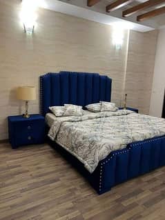 New king size bed size : 6*6½ with 2sidetables