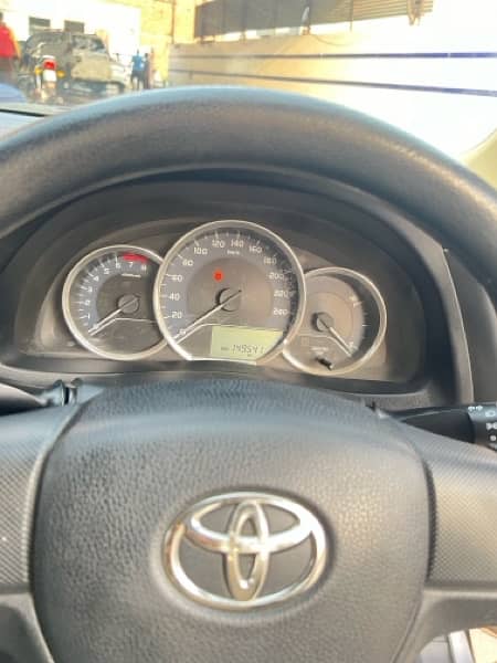 Toyota Corolla GLI 2017-18 9