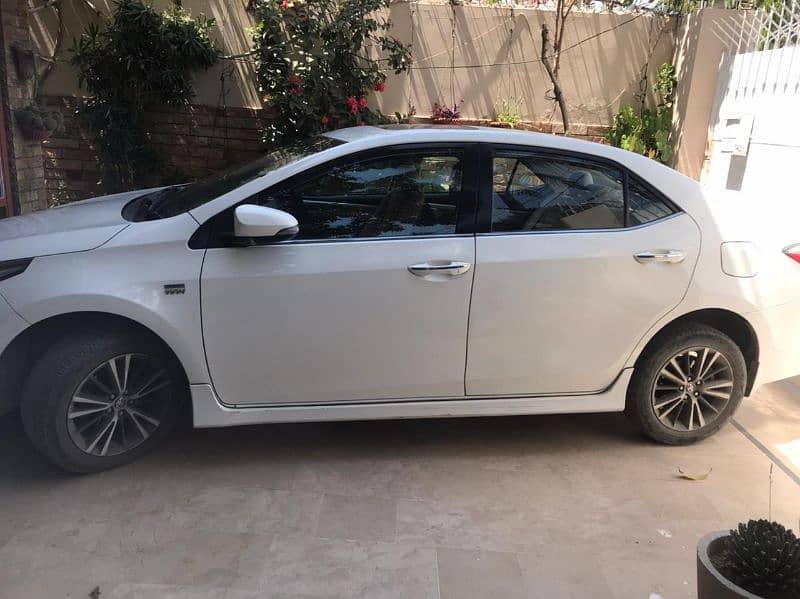 Toyota Corolla Altis 2018 6