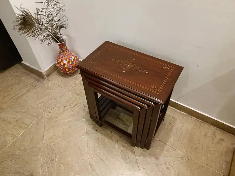 Table / wooden Table / Nesting Table 1