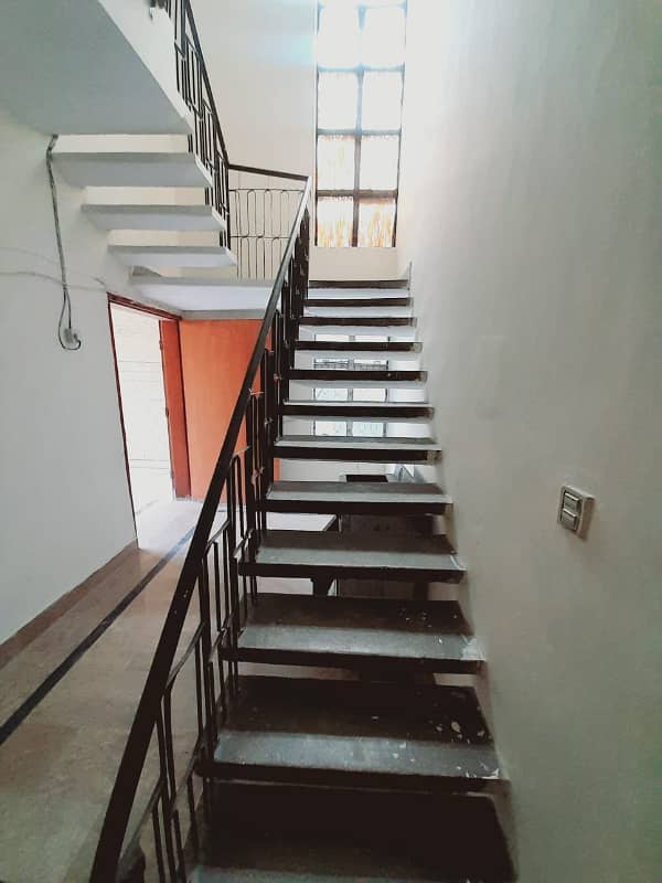 10 Marla Double Storey 5 Bed Good Condition House For Rent in M Block Model Town Lahore 13