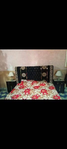 King size bed in best condition 0