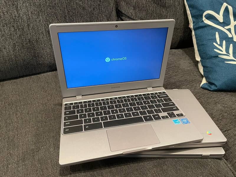 Samsung- Chromebook-Laptop-35GB Storage-4GB RAM- Playstore Supported 0