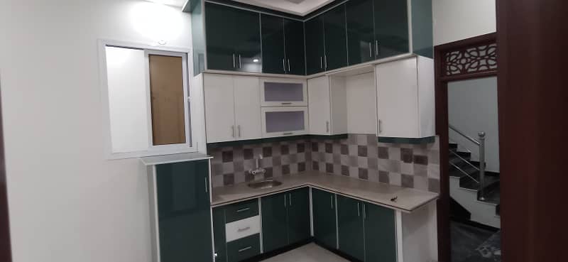 700 Square Feet Flat In North Nazimabad - Block N For Sale 5