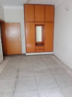 3MARLA COMMERCIAL 3RD FLOOR PORTION FOR RENT IN AIT