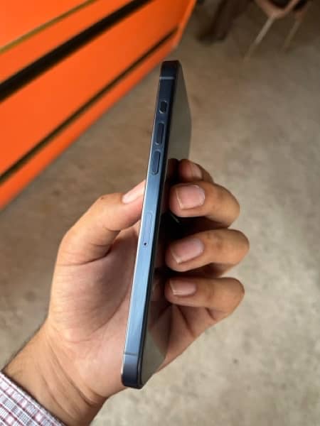 iphone 15 pro max Non pta 4