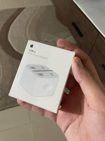 Apple 20W Fast Charger Packed 3