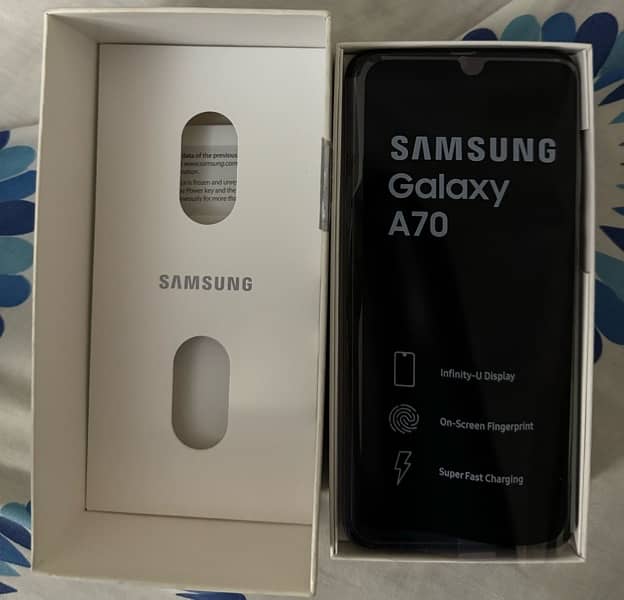 Samsung A70 (6GB + 128GB ) Complete Box 2