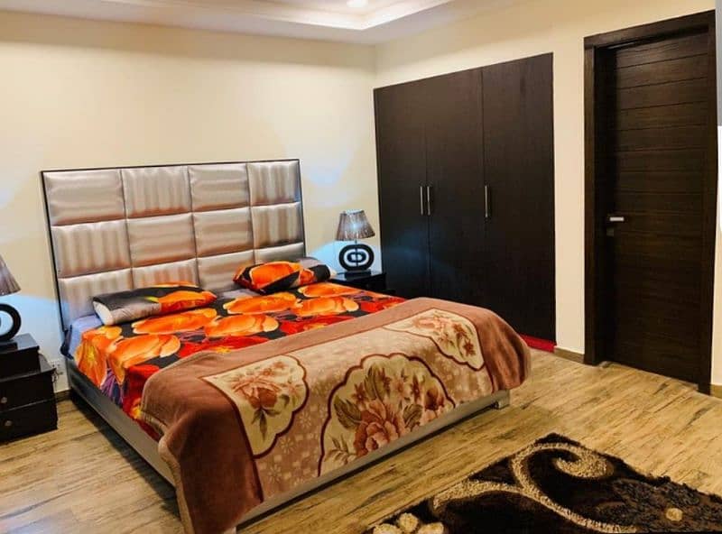 1 BED Furnished Flat FOR RENT IN BAHRIA TOWN LAHORE 0