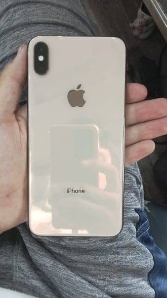 Iphone XS MAX for sale in good condition 0