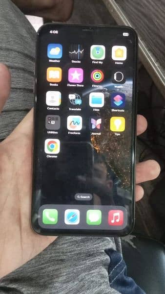 Iphone XS MAX for sale in good condition 2