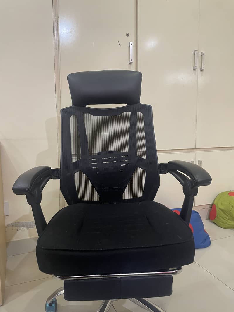 Mesh Back Office Chair 0