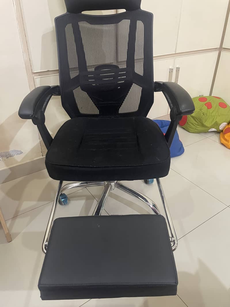 Mesh Back Office Chair 1