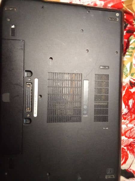 DELL LAPTOP urgent Salling 6