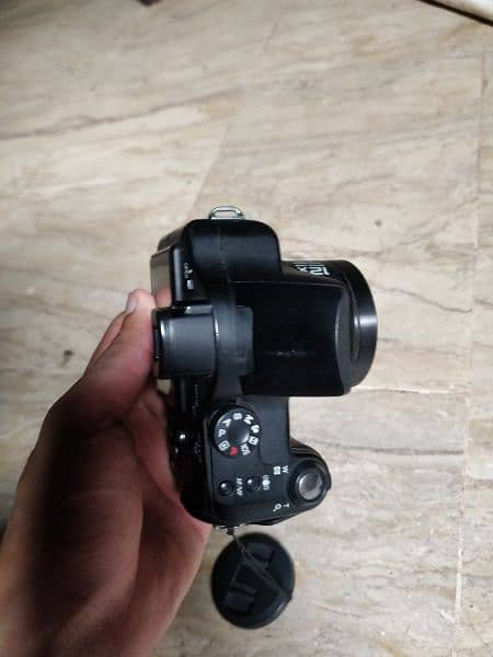 DSLR Camera 1