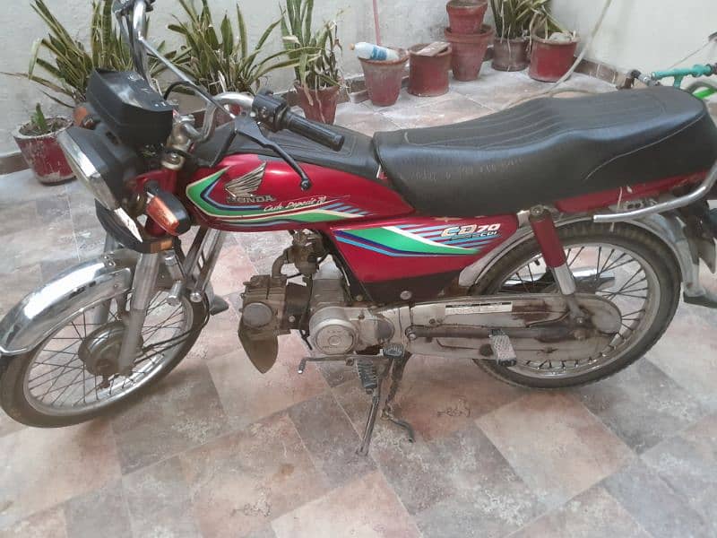 Honda 70CD 2017 model for Sale in Good Condition 0
