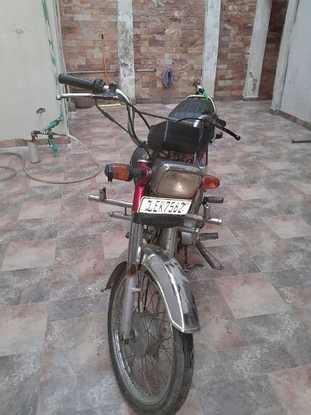 Honda 70CD 2017 model for Sale in Good Condition 4