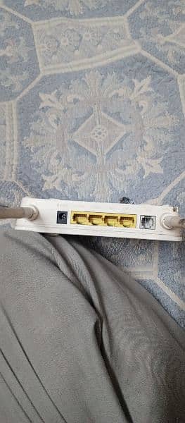 Fiber Router Fully working no problem All ok With HighSpeedwithadobter 4