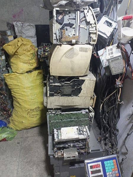 All computer laptop Lcd monitor parts sell parchez 3