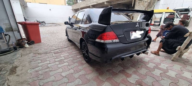 Mitsubishi Lancer 2005 3