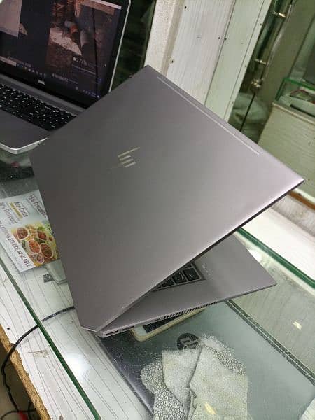 hp Zbook Studio G5 1