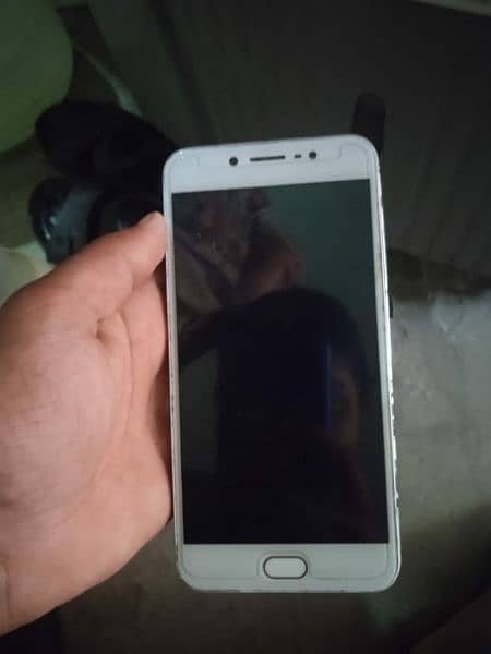 I want to sale my vivo y67 4/64 1