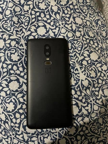 one plus 6 phone urgent for sale 1