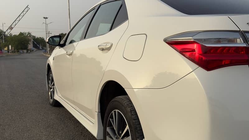 Toyota Corolla Altis 2018 8