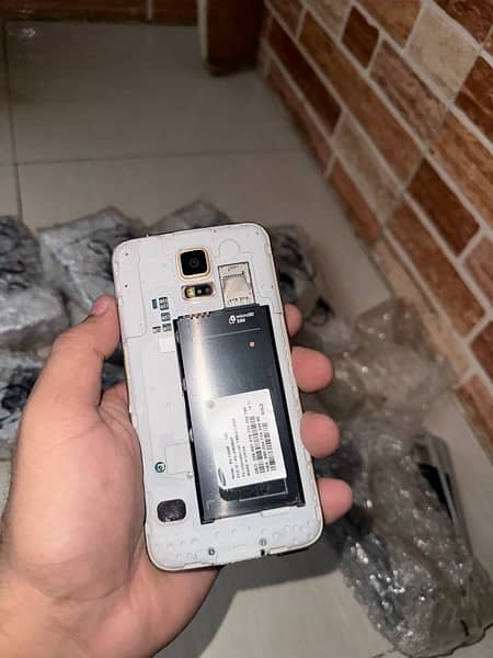 Samsung galaxy S5 haddi 0