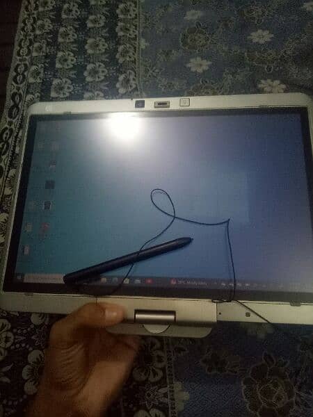 HP laptop core i5 g2 touch screen elitebook 0