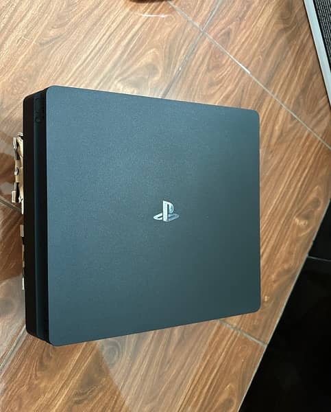 PS4 Slim 500GB 2